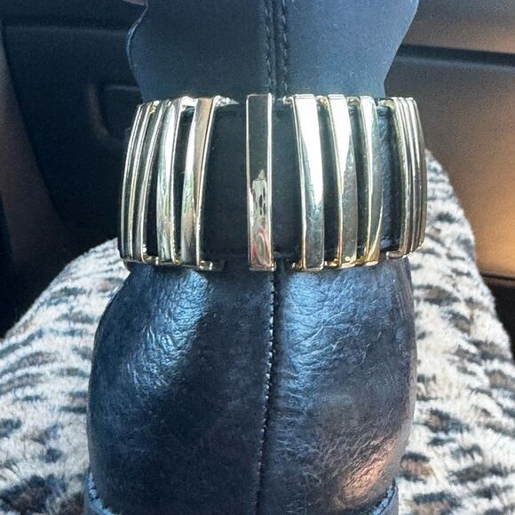 Steve Madden Ronaldo Boots – Bold, Edgy & Iconic! Sz 10 🔥🖤 - Picture 13 of 13